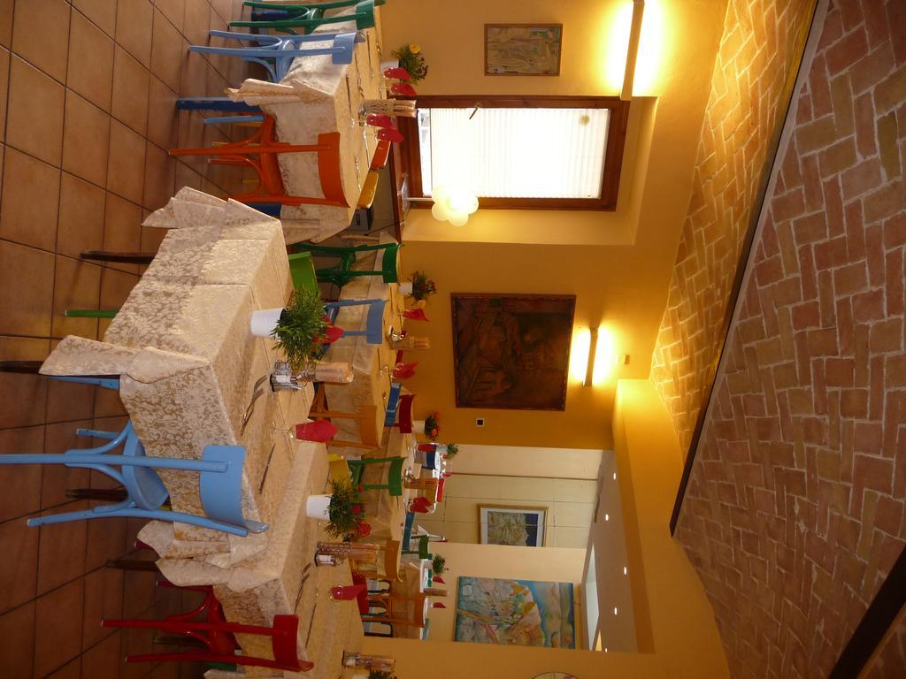 Albergo Ristorante Corsini Павулло-нель-Фриньяно Екстер'єр фото
